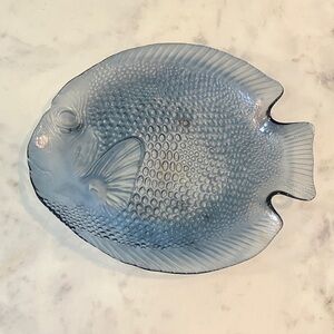 Arcoroc Blue Fish-Shaped Glass Plate